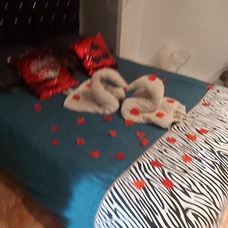 Spabyelleetlui Spa Rouge Ou Bleu Moeskroen Buitenkant foto
